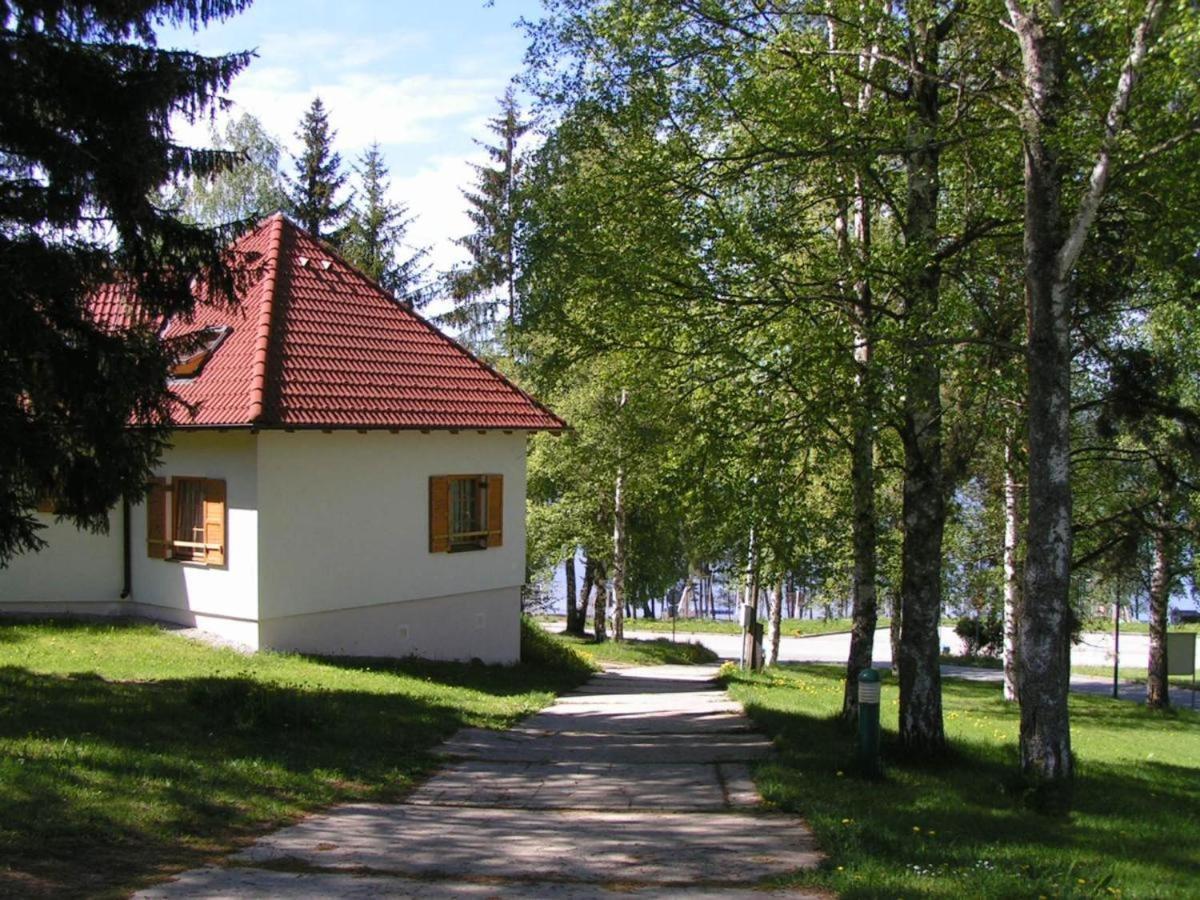 Hotel Na Jezere Горни-Плана Экстерьер фото